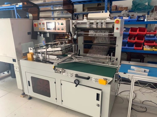 Automatisch krimp de Hoge snelheid van de de Filmkoker van de Omslagmachine het Plastic POF Verzegelen